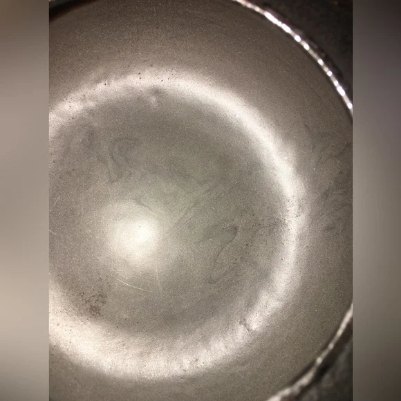 Cast Iron Japanese Tetsu Kyushu Tea Pot - Picture 11 of 12